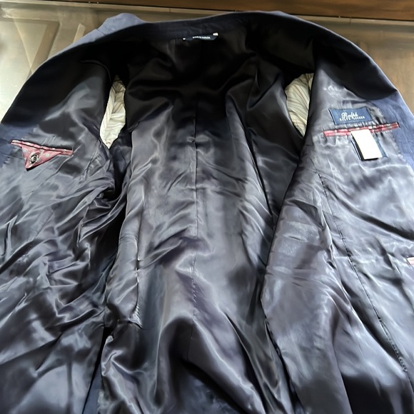 HOST PICK.Ralph Lauren Classic Fit Fine Tailoring 100% Linen Suit and Pants Set. - Picture 15 of 17